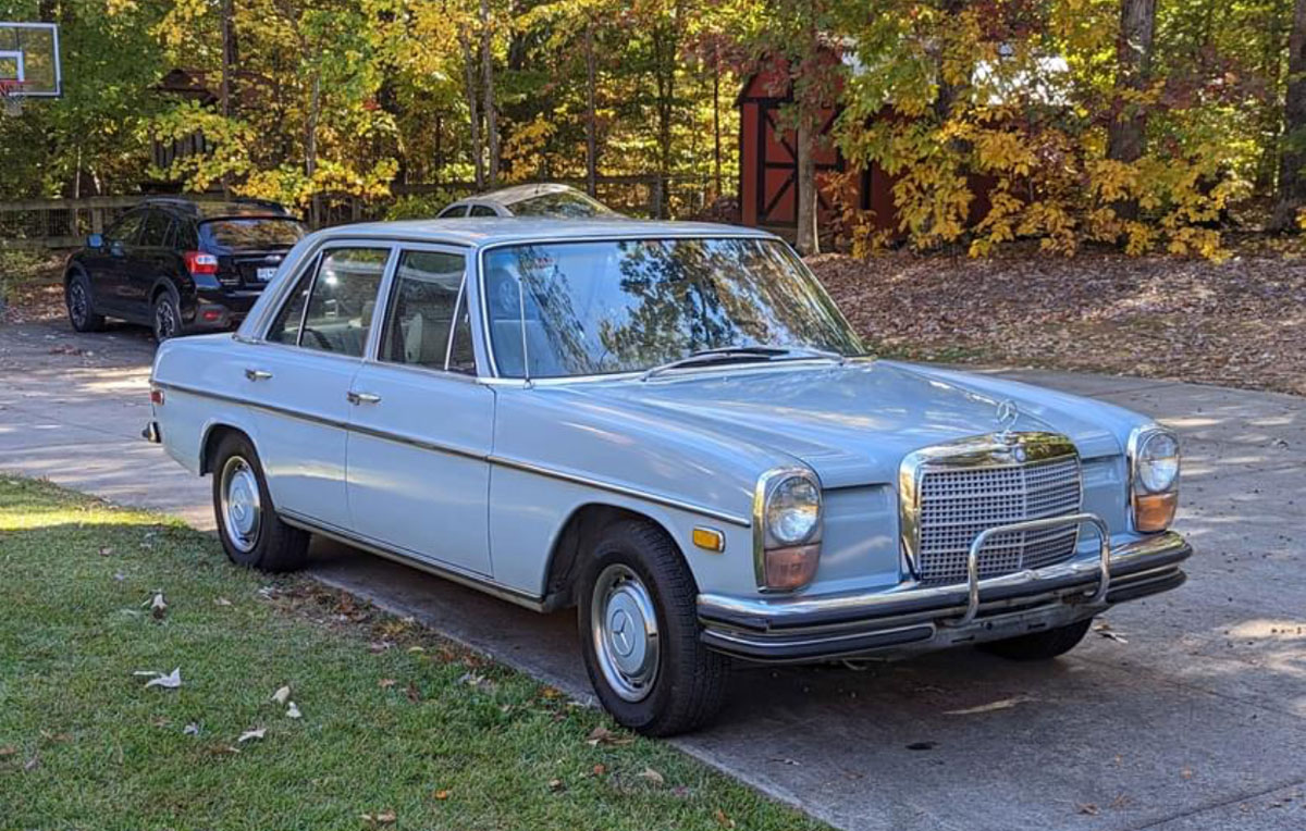 1972 Mercedes Benz 250 (horizon blue)”