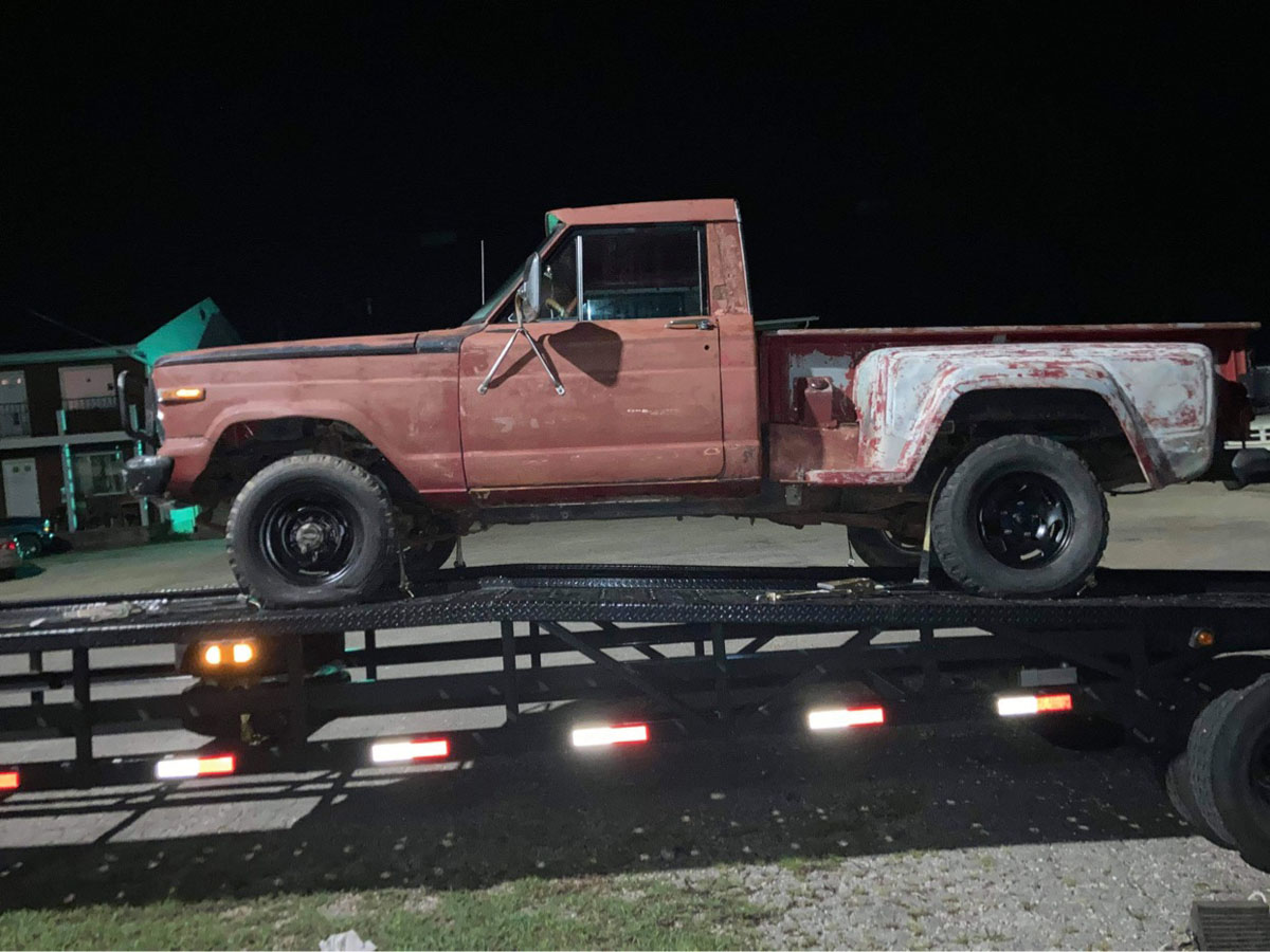 1980 Jeep J10 Honcho Sportside - Red 1