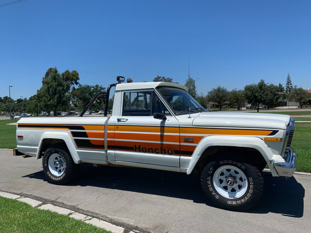 1980 Jeep J10 Honcho - White